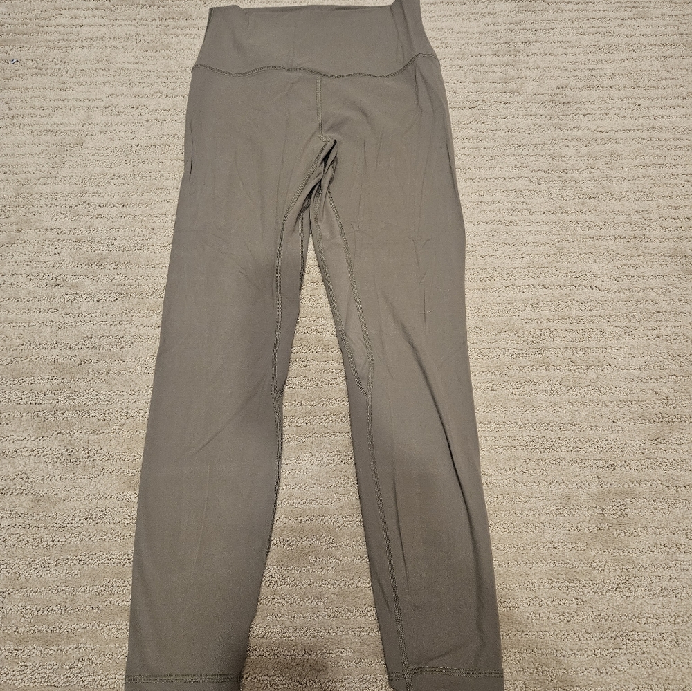 Hawthorn Leggings size M